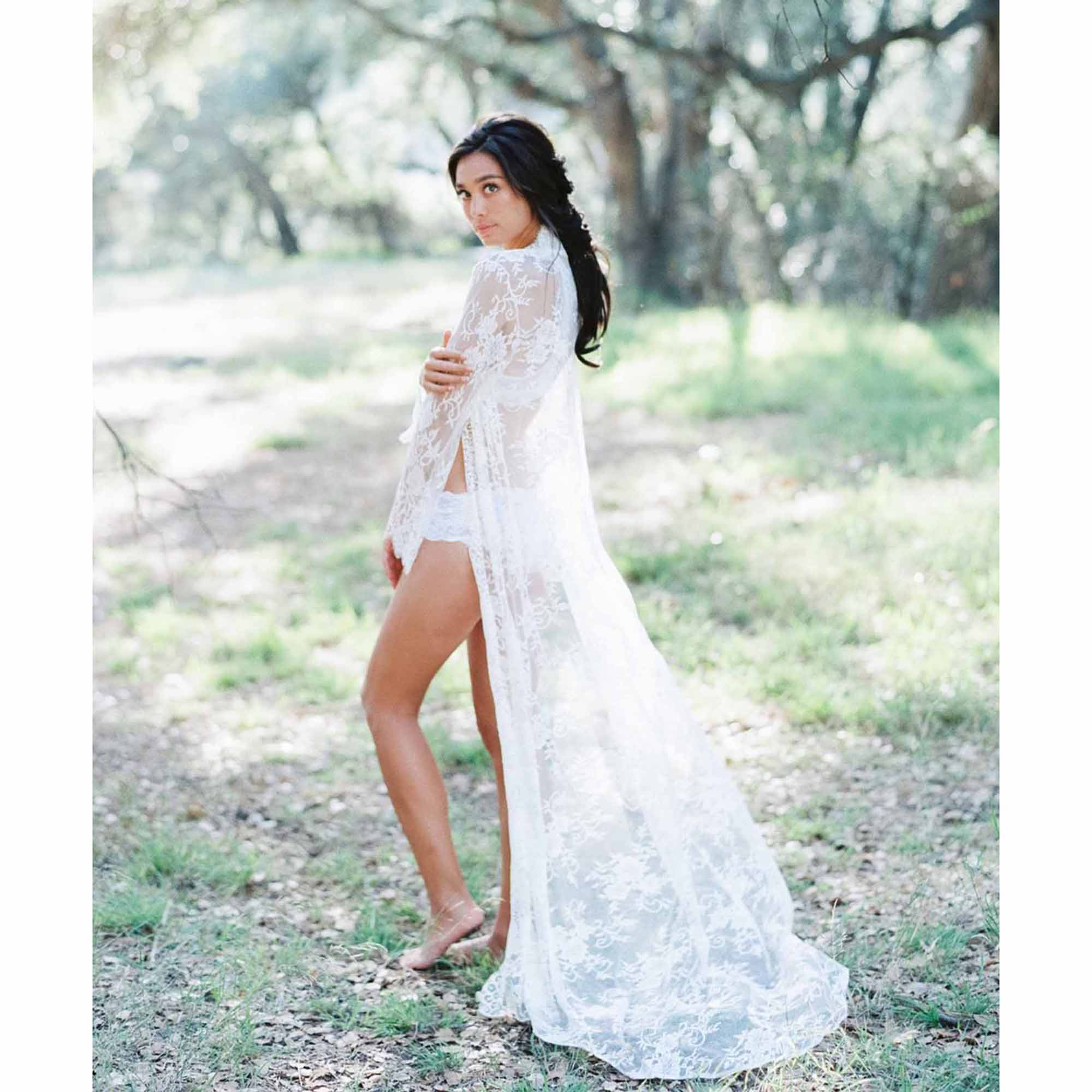 girlandaseriousdream-swan-queen-spitze-boudoir-robe-lang-braut-lingerie-7 Girl & a Serious Dream SWAN QUEEN lace bridal robe - ivory