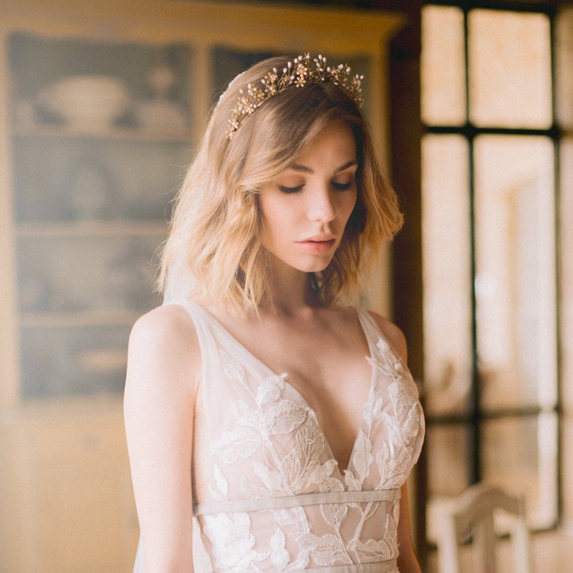 gibson-bespoke-tiara-headpiece-sirene-1 Gibson Bespoke French inspired bridal crown SIRENE
